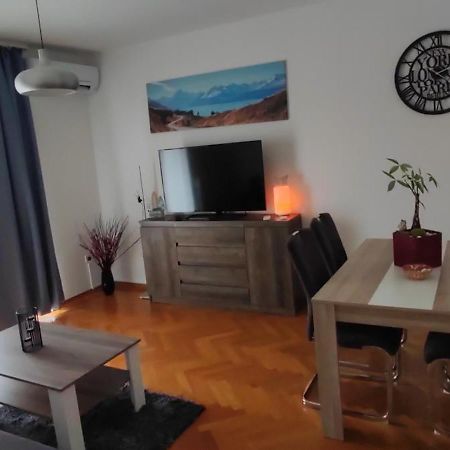 Apartment Aki Crikvenica Esterno foto
